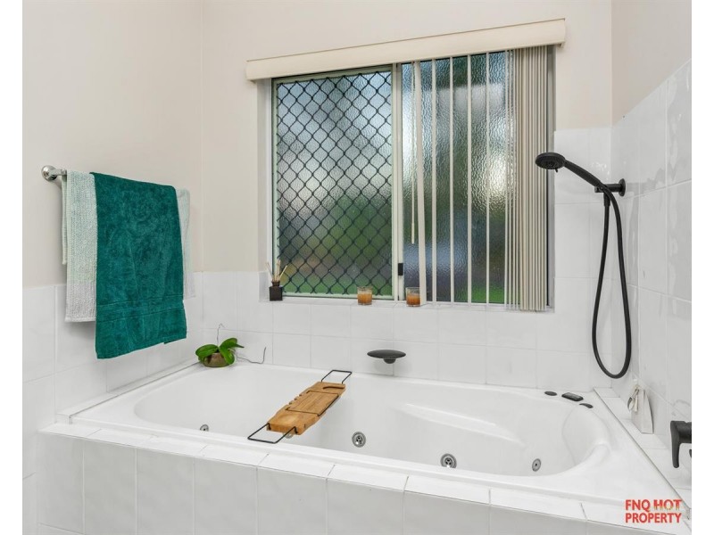 /30 Iridescent Drive, Trinity Park QLD 4879