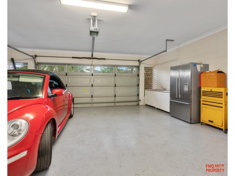 /30 Iridescent Drive, Trinity Park QLD 4879
