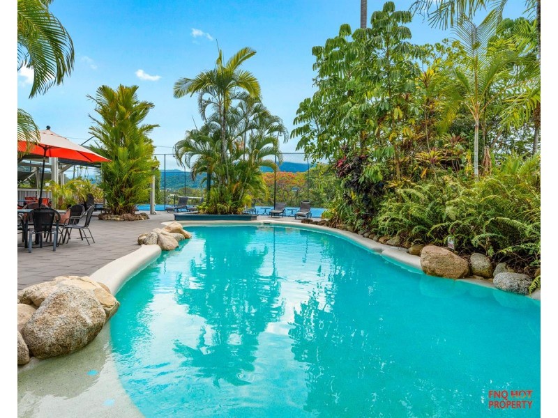 204/92-94 Moore St, Trinity Beach QLD 4879