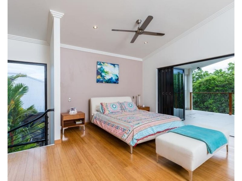 /7 Icefire Quay, Trinity Park QLD 4879