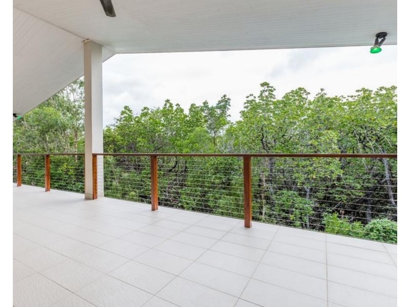 /7 Icefire Quay, Trinity Park QLD 4879