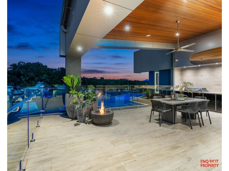 /4 Marina Quay, Trinity Park QLD 4879