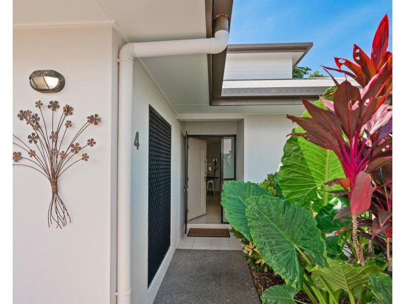 4/64 HARBOUR DRIVE, Trinity Park QLD 4879