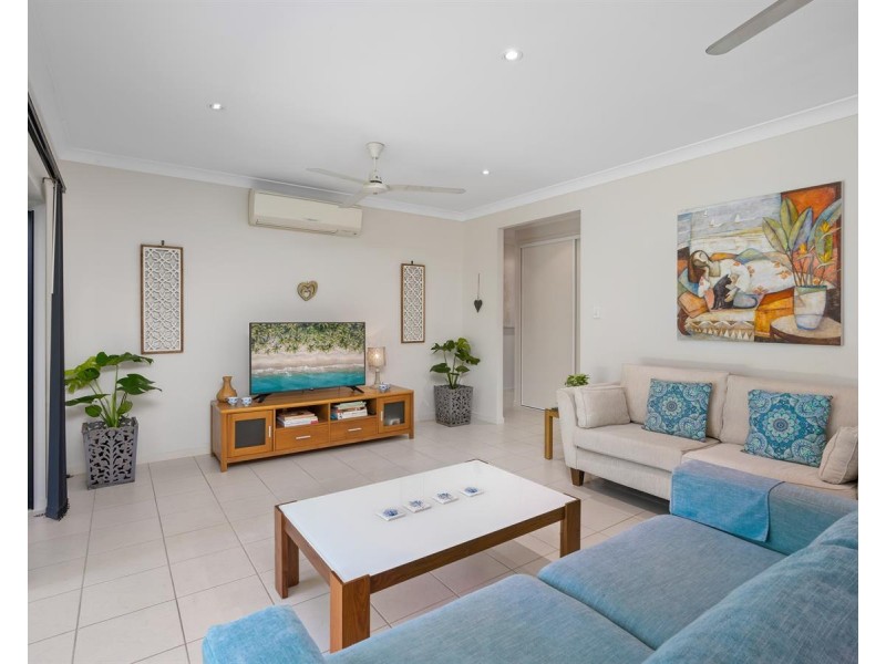 4/64 HARBOUR DRIVE, Trinity Park QLD 4879