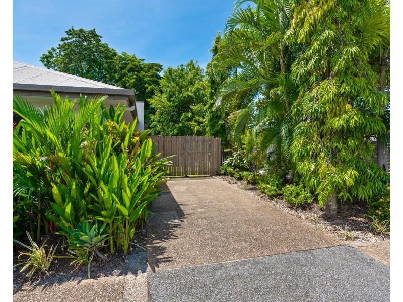 4/64 HARBOUR DRIVE, Trinity Park QLD 4879
