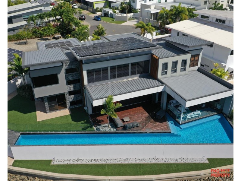 /3 Ragamuffin Quay, Trinity Park QLD 4879
