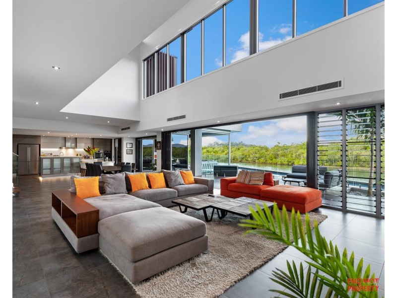 /3 Ragamuffin Quay, Trinity Park QLD 4879