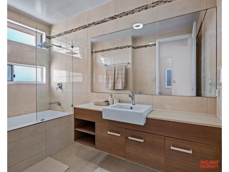 /89 Harbour Drive, Trinity Park QLD 4879