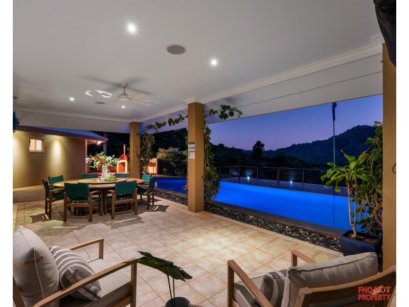 /10-12 Lichen Close, Redlynch QLD 4870