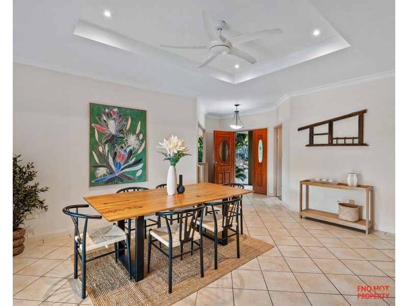 /10-12 Lichen Close, Redlynch QLD 4870