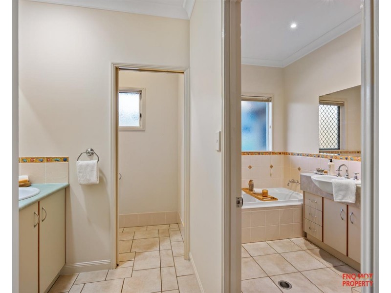 /10-12 Lichen Close, Redlynch QLD 4870
