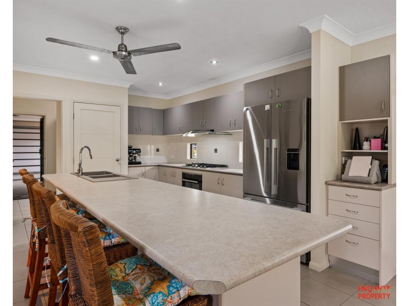 /8 Edge Close, Kewarra Beach QLD 4879