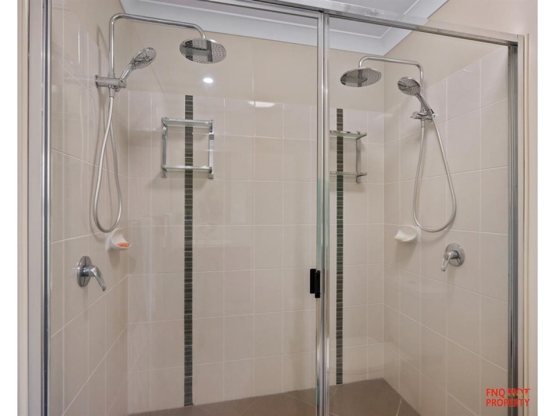 /8 Edge Close, Kewarra Beach QLD 4879