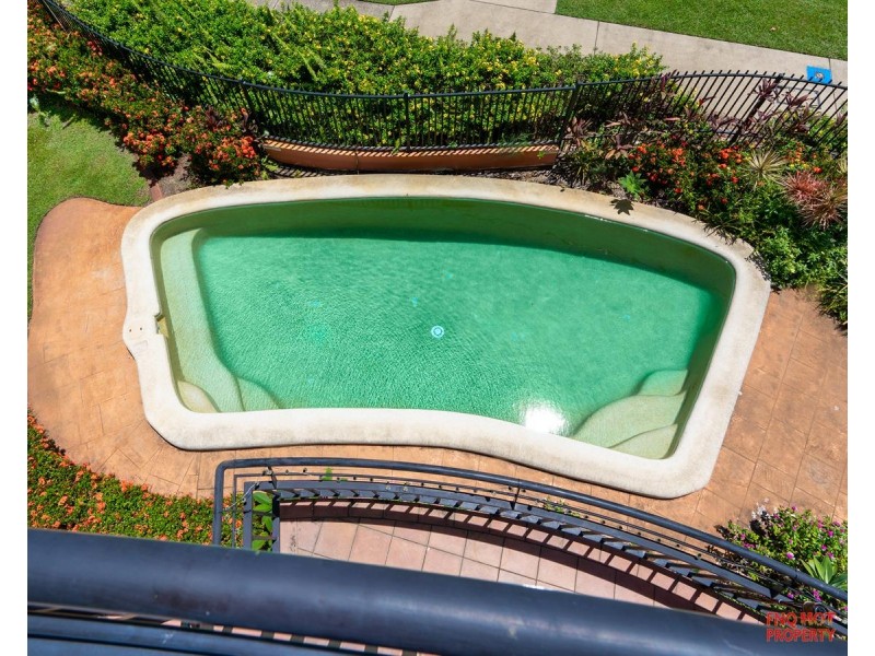 5/51 Sims Esplanade, Yorkeys Knob QLD 4878