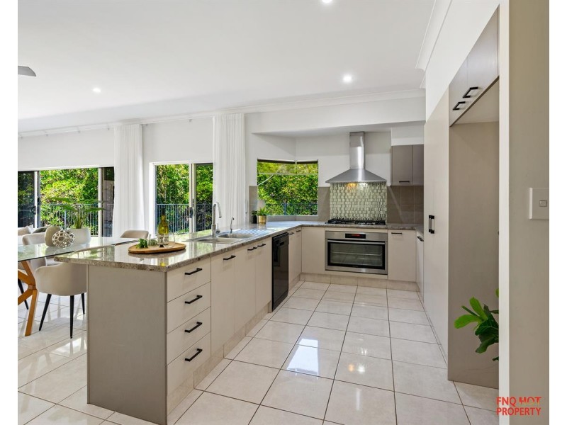 /3 Icefire Quay, Trinity Park QLD 4879