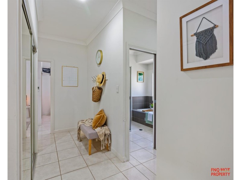 /3 Icefire Quay, Trinity Park QLD 4879