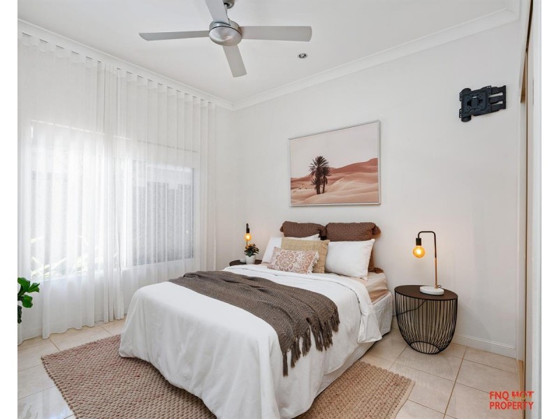 /3 Icefire Quay, Trinity Park QLD 4879