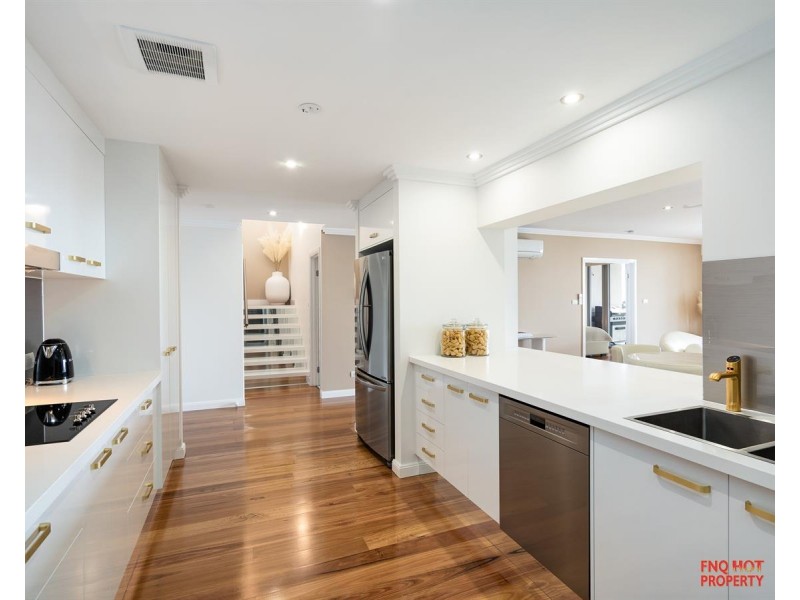 1002/23-27 Mcleod St, Cairns City QLD 4870
