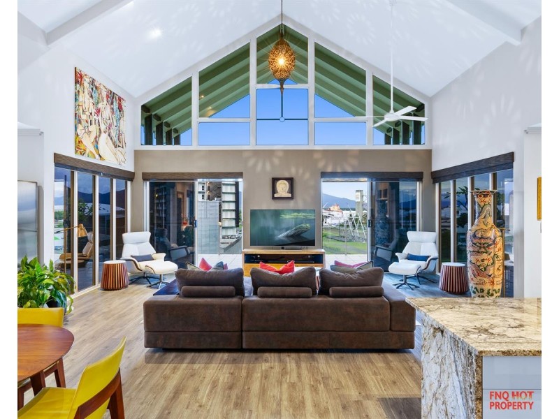 24/79 Spence Street, Cairns City QLD 4870