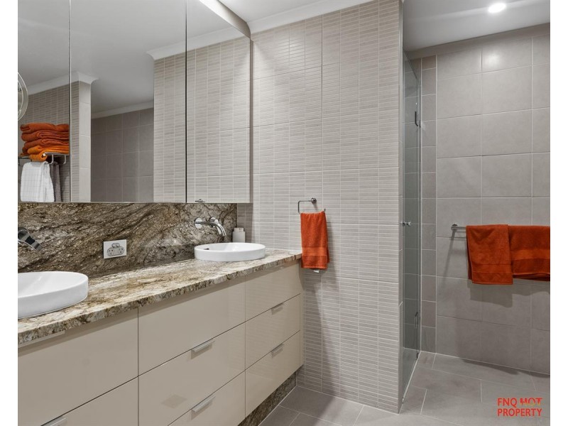 24/79 Spence Street, Cairns City QLD 4870