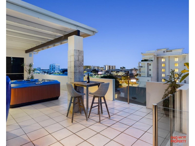 24/79 Spence Street, Cairns City QLD 4870