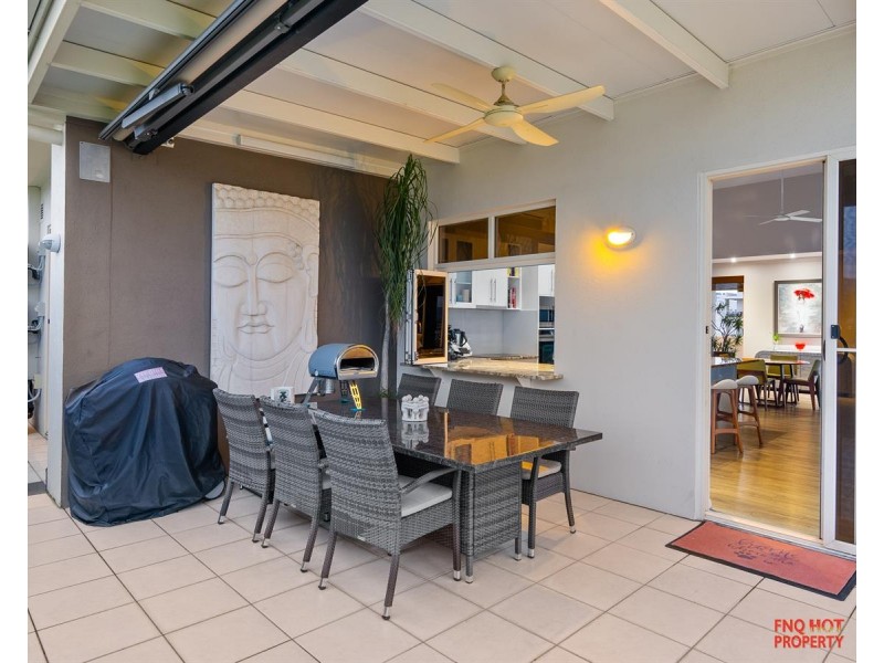 24/79 Spence Street, Cairns City QLD 4870