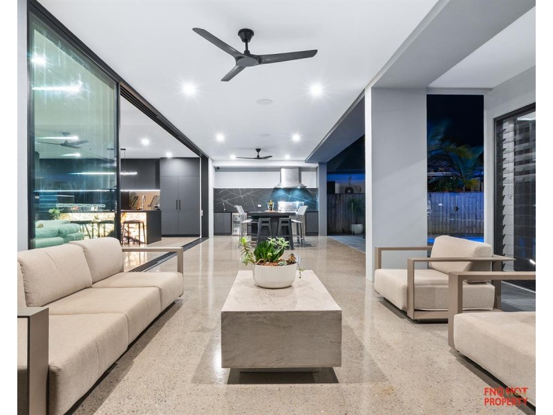 /35 Harbour Drive, Trinity Park QLD 4879