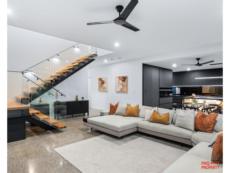 /35 Harbour Drive, Trinity Park QLD 4879