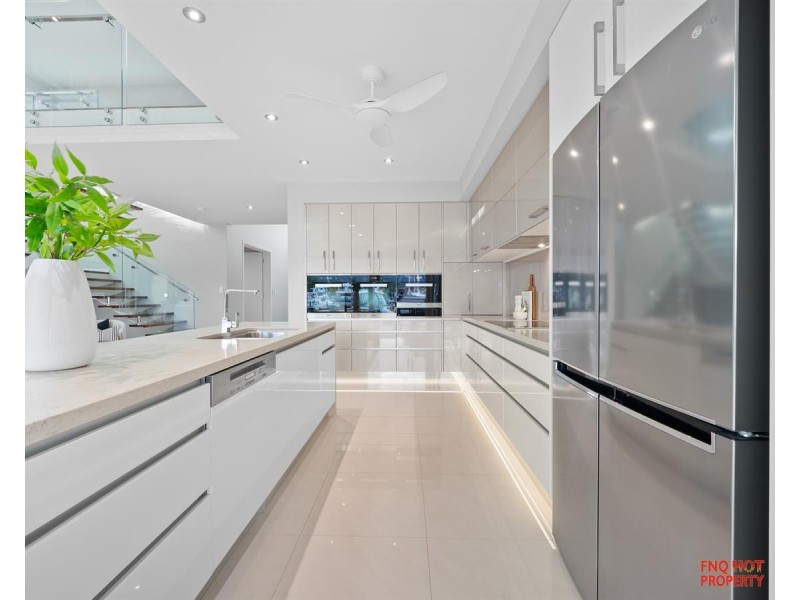 /23 Riverside Parade, Trinity Park QLD 4879