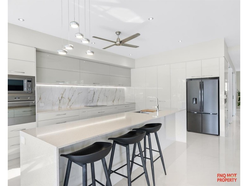 /14 Marina Quay, Trinity Park QLD 4879