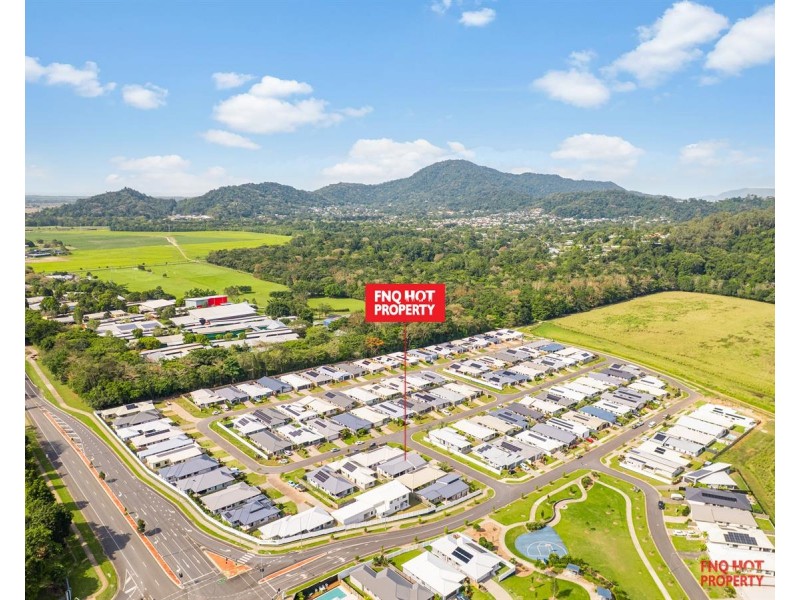 /5 Clay Pass, Redlynch QLD 4870