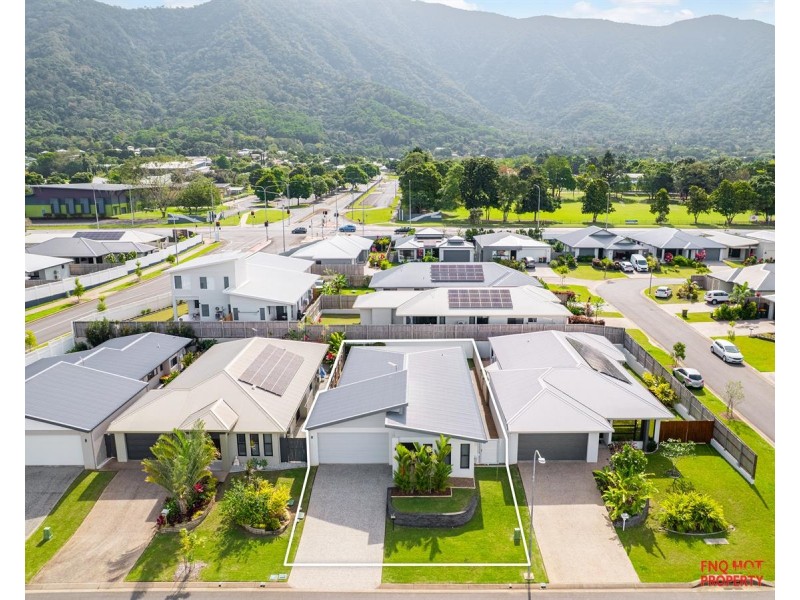 /5 Clay Pass, Redlynch QLD 4870