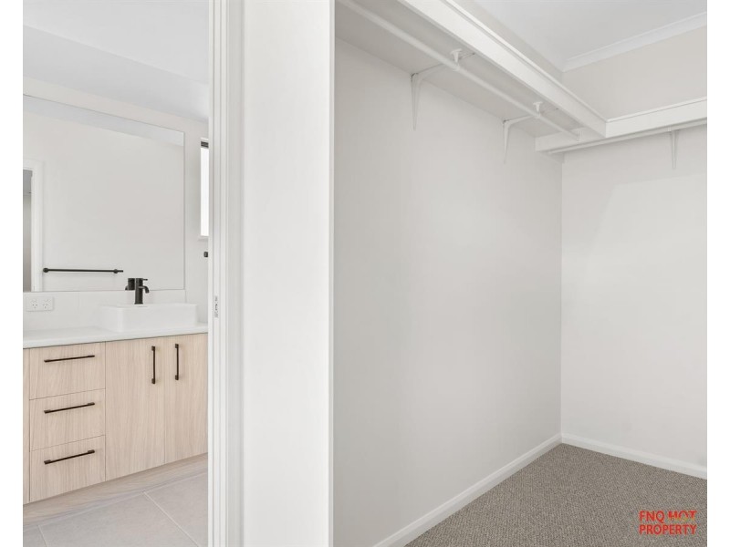 /12 Huey Drive, Edmonton QLD 4869