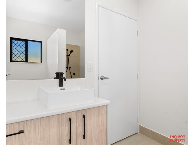 /12 Huey Drive, Edmonton QLD 4869