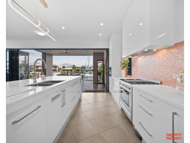 /1 Apollo Quay, Trinity Park QLD 4879