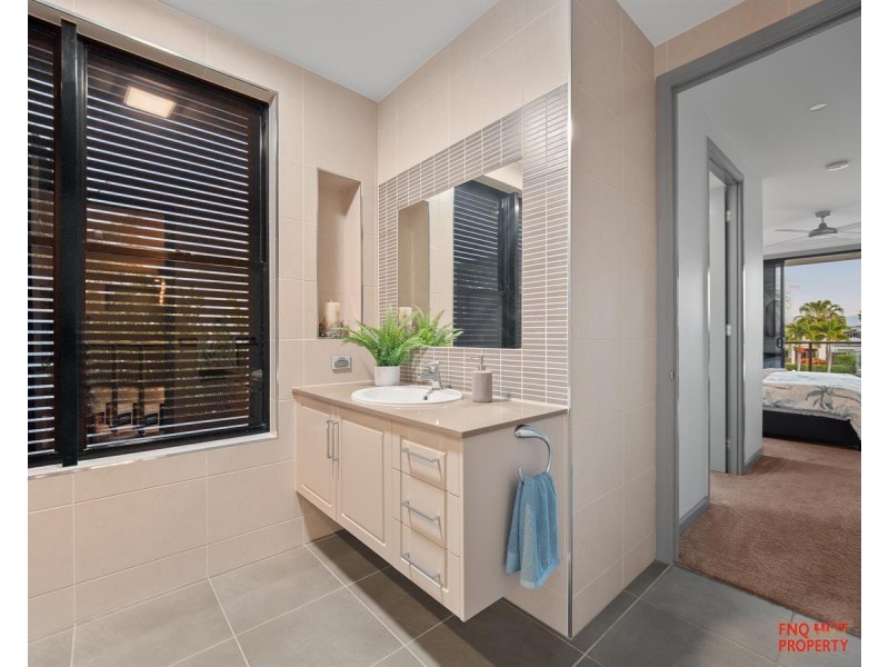 /1 Apollo Quay, Trinity Park QLD 4879