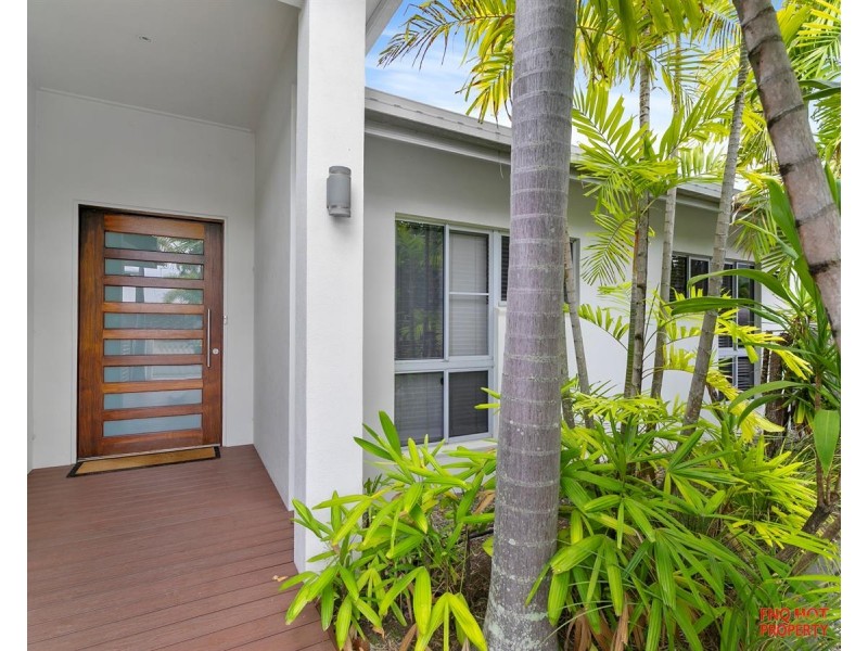 /61 Harbour Drive, Trinity Park QLD 4879