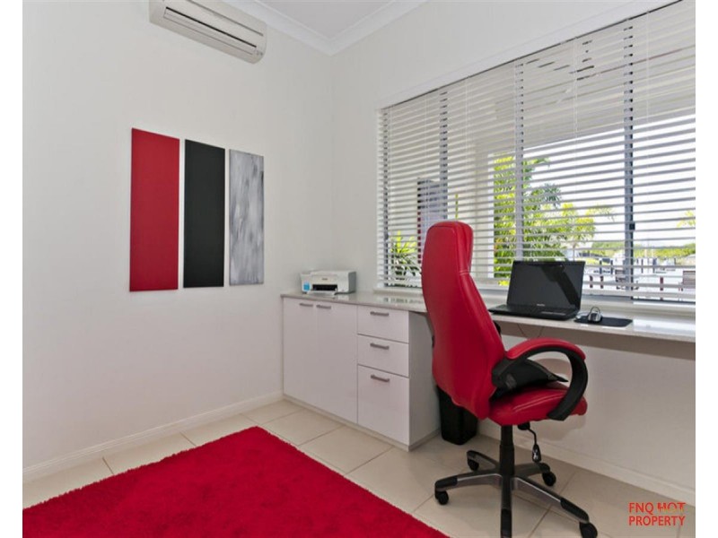 /61 Harbour Drive, Trinity Park QLD 4879