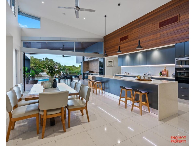 /4 Marina Quay, Trinity Park QLD 4879