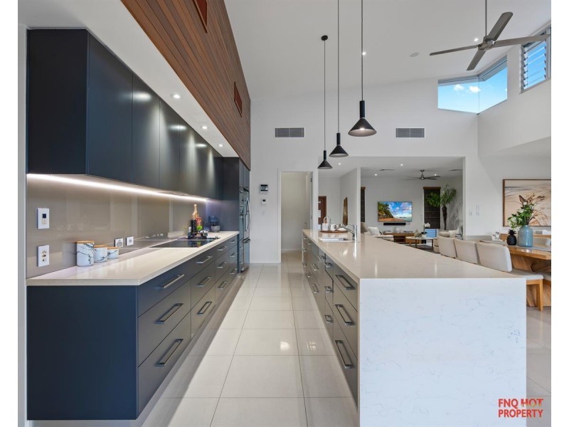 /4 Marina Quay, Trinity Park QLD 4879