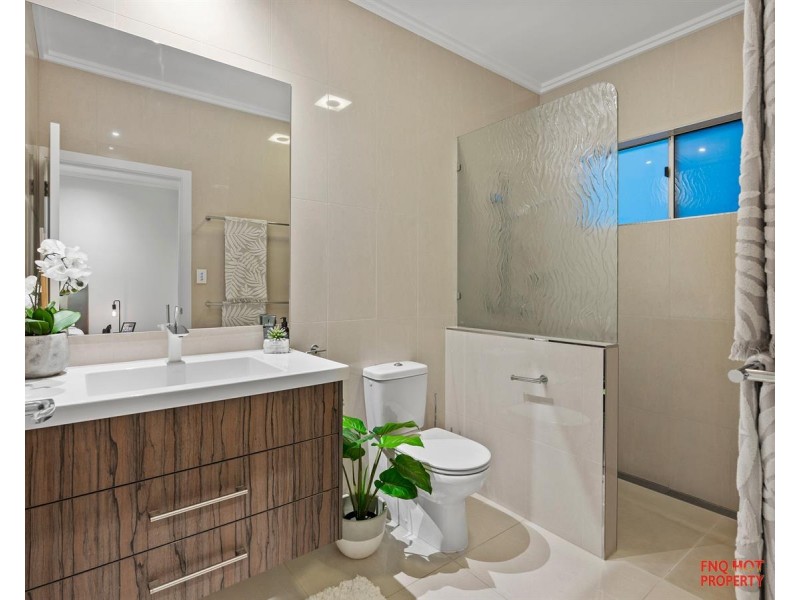 /4 Marina Quay, Trinity Park QLD 4879