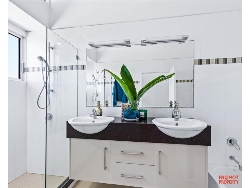 /8 Apollo Quay, Trinity Park QLD 4879