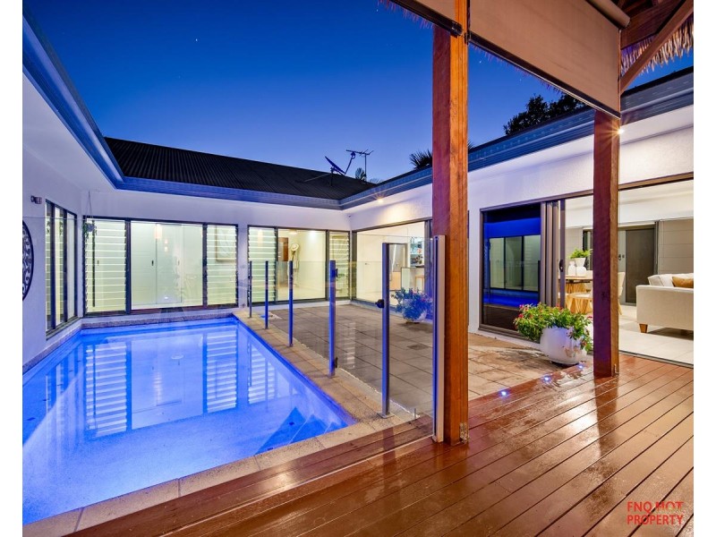 /6 Quest Court, Trinity Park QLD 4879
