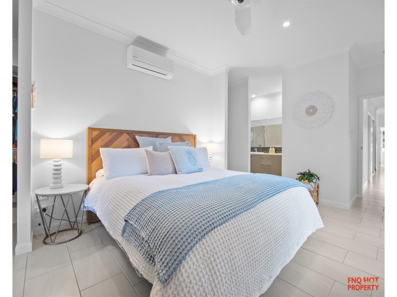 /6 Quest Court, Trinity Park QLD 4879