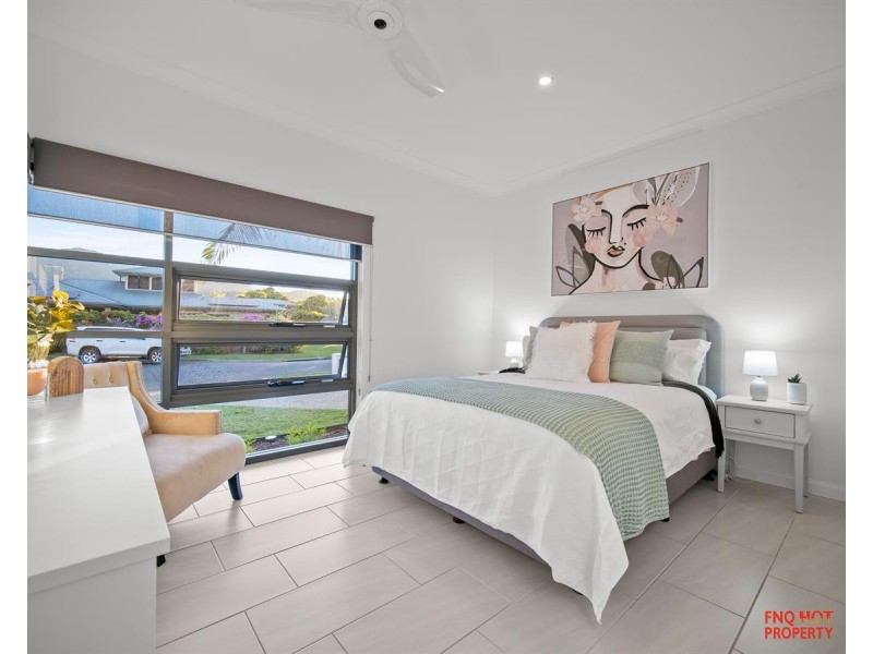 /6 Quest Court, Trinity Park QLD 4879