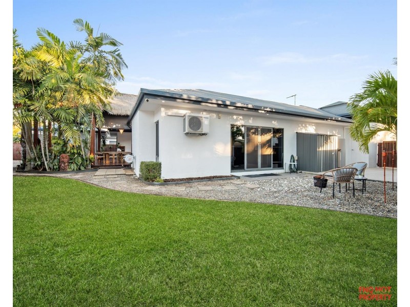 /6 Quest Court, Trinity Park QLD 4879