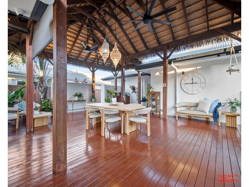 /6 Quest Court, Trinity Park QLD 4879
