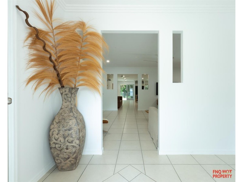 /23 Aurelia Road, Palm Cove QLD 4879