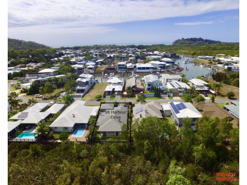 /96 Harbour Drive, Trinity Park QLD 4879