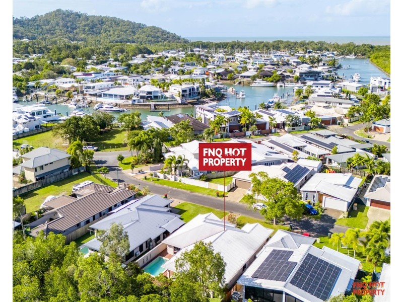 /9 Icefire Quay, Trinity Park QLD 4879